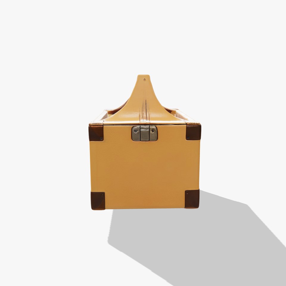 Rustic Cardboard Toolbox model pack